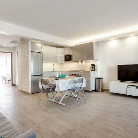 Appartement Welkeys - Hochet Juan-les-Pins